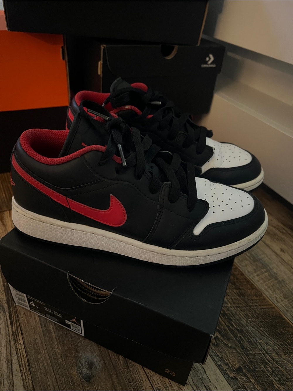 Nike Air Jordan 1 Low (GS) Black/Red/White Box